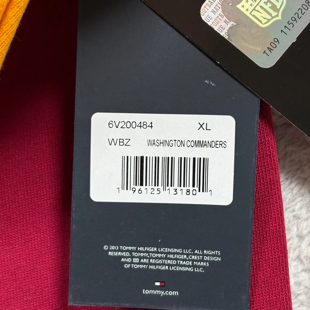 Washington Commanders Tommy Hilfiger Aiden Quarter-Zip Sweatshirt Burgundy XL - Picture 5 of 11